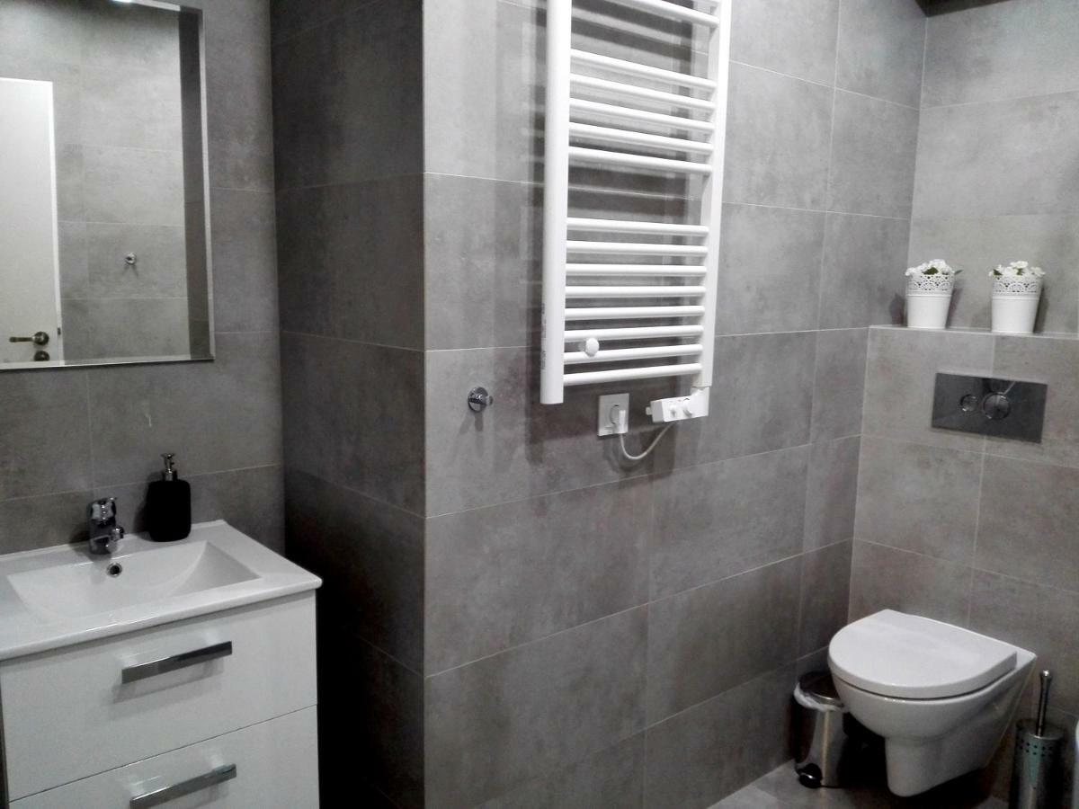 Grey Apartament Centrum Gdynia Esterno foto